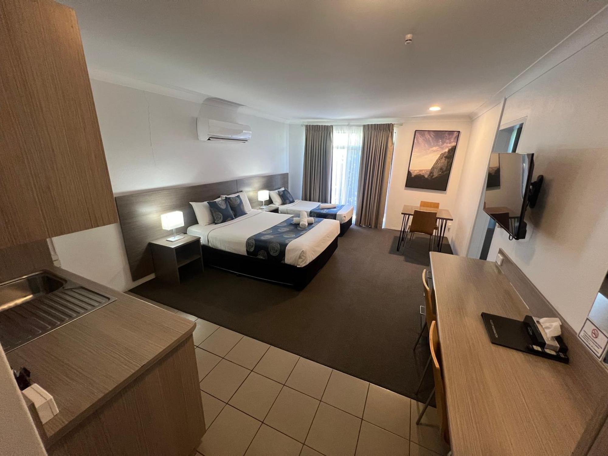 Adelong Motel Narrabri Εξωτερικό φωτογραφία