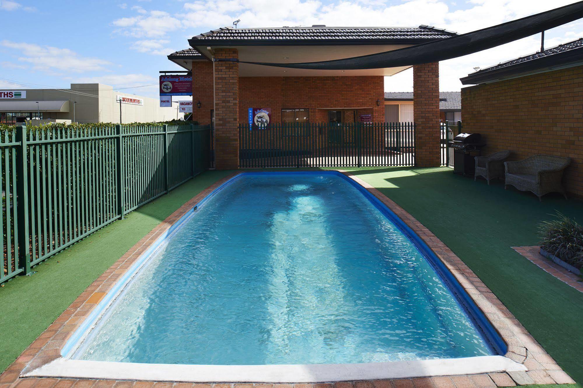 Adelong Motel Narrabri Εξωτερικό φωτογραφία